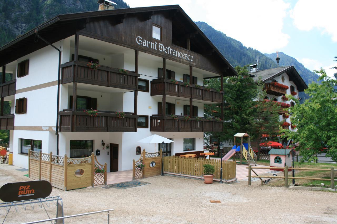 Hotel Garni Defrancesco Campitello di Fassa