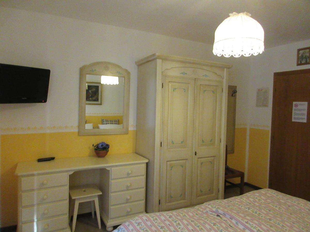 Hotel Garni Defrancesco Campitello di Fassa